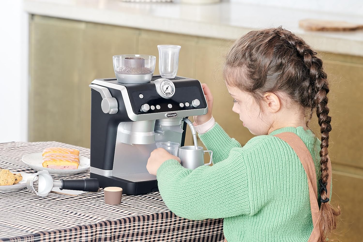 Casdon DeLonghi La Specialista Barista Kaffeemaschine – Rollenspielspielzeug für Kinder ab 3 Jahren 6