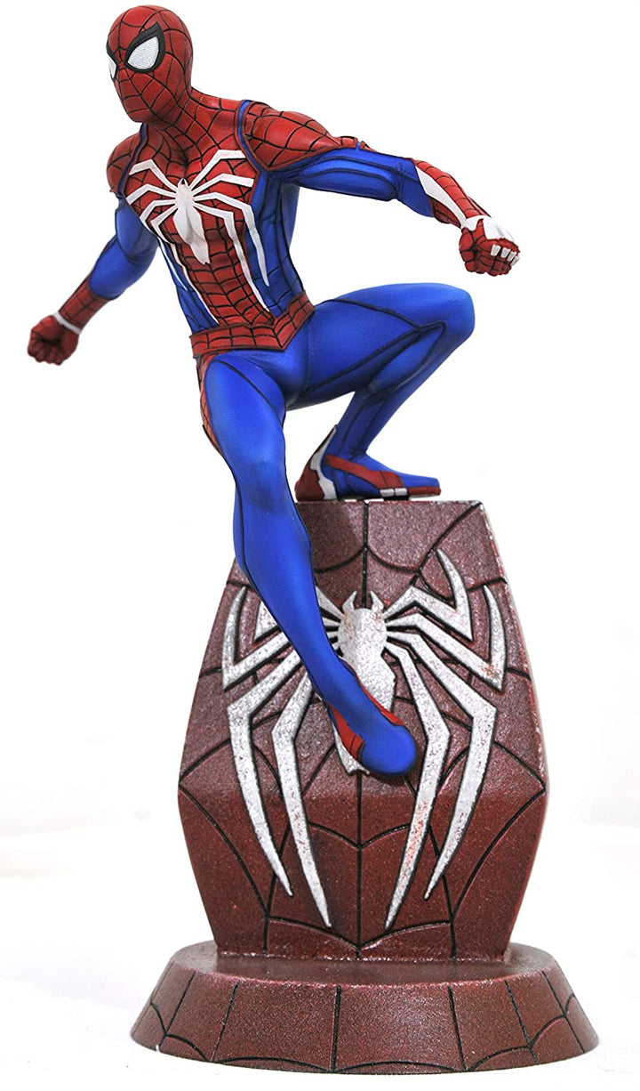 DIAMOND SELECT TOYS SEP192511 PVC Figure, Various