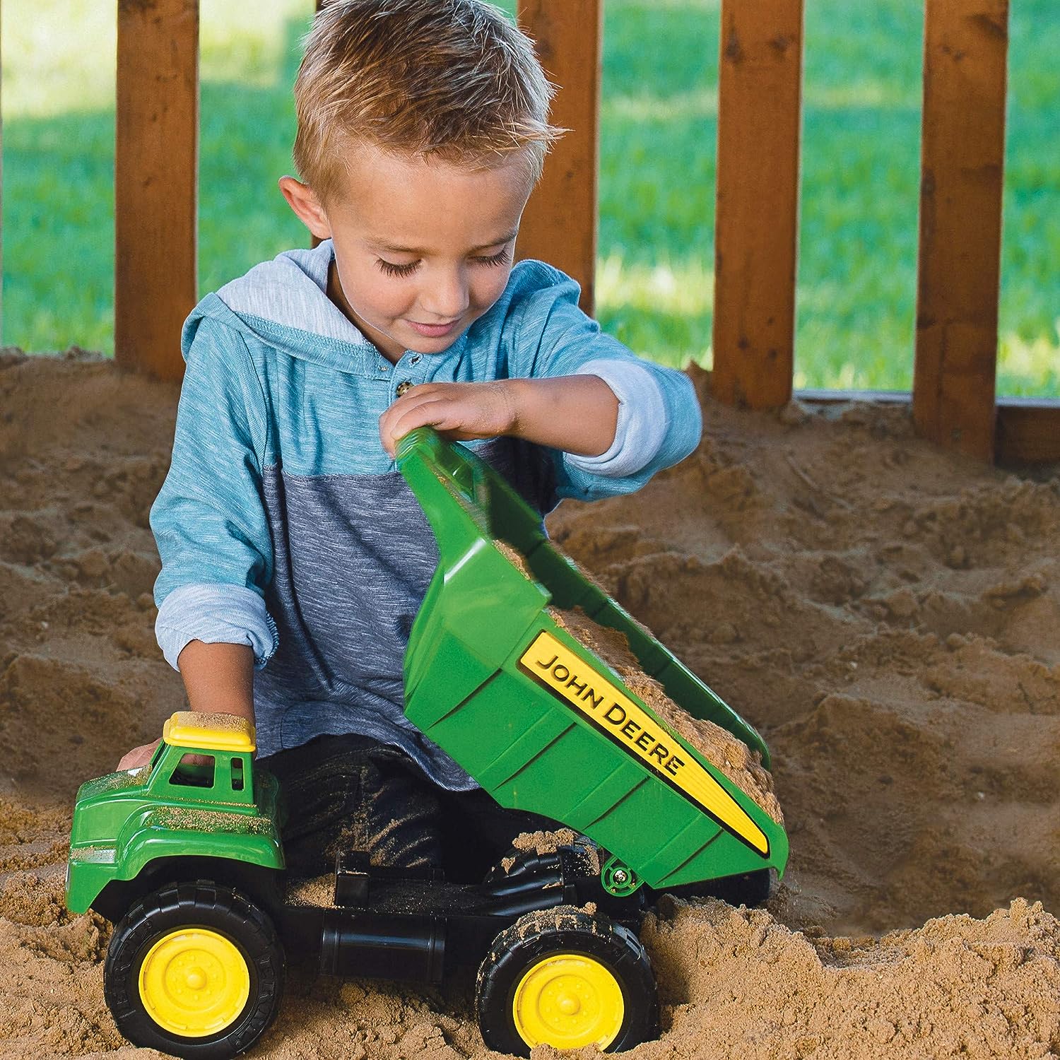 John Deere 736 35766 Big Scoop Dump Truck - Durable Outdoor Vehicle for Toddlers 3
